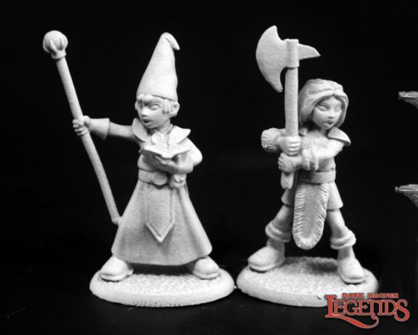 Adventuring Kids 1 is a pack of two models in 25mm heroic scale from the Reaper Dark Heaven Legends range. Sculpted by Bobby Jackson.