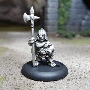 MH109 : Male Halfling Fighter