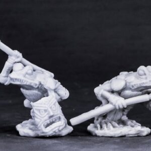 Two anthropomorphic frogmen crouching low whilst holding throwing weapons above their heads. Both also carry small shields. Unpainted plastic RPG tabletop gaming miniatures.