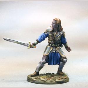 DSM7250 : Crouching Warrior with Sword