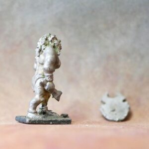 VM13 : Minifigs ARN2 Neanderthal with Club & Shield