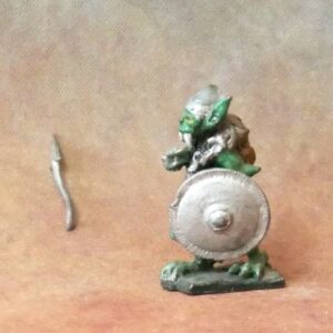VM19 : Minifigs ARO 2 Long Eared Orc with Spear ( Broken )
