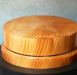 Yew Wood Round Display Plinth / Base. 105mm top diameter
