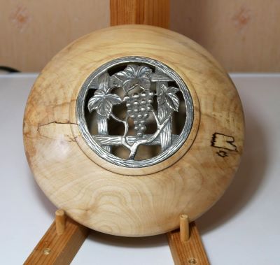 Sycamore Pot Pourri Holder.