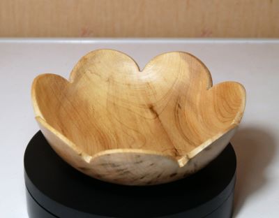 Sycamore 7 Petal Bowl. 135mm diameter.